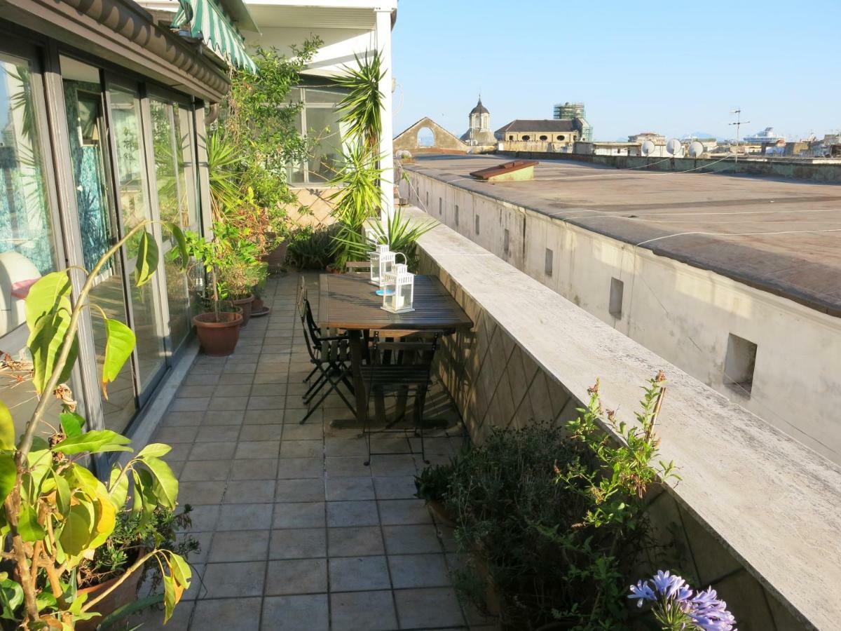 Relais Old Naples From A Terrace Lägenhet Exteriör bild