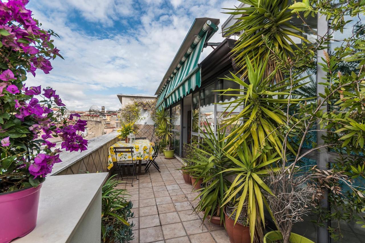Relais Old Naples From A Terrace Lägenhet Exteriör bild