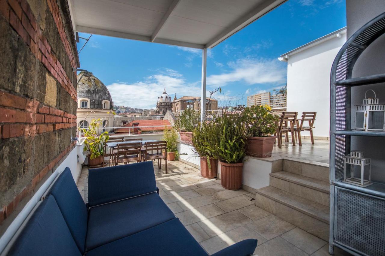 Relais Old Naples From A Terrace Lägenhet Exteriör bild